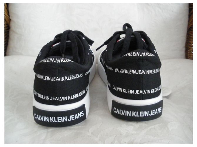 Calvin Klein Turnschuhe Mehrfarbig Stoff 40 Mehrfarben - Ansicht 2
