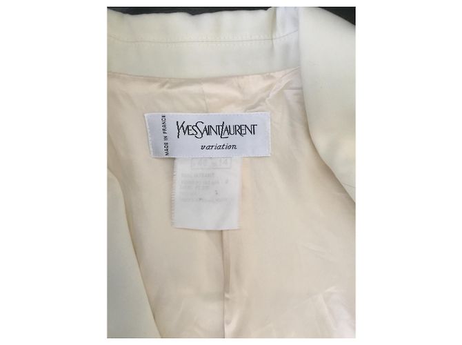 Alfaiate Yves Saint Laurent Creme - vista 2