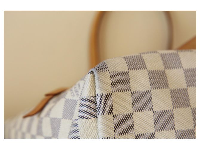Louis Vuitton Iena MM Damier Azur Blanc - vue 9