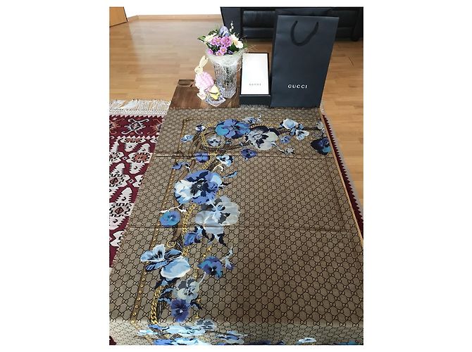 SCIARPA GUCCI BLU FLOREALE NOVITÀ - vista 2