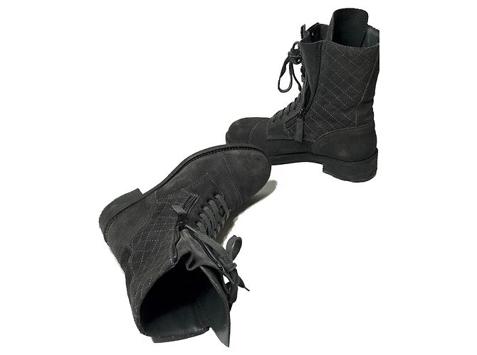 Chanel Kampfstiefel mit Box Anthrazitgrau - Ansicht 6
