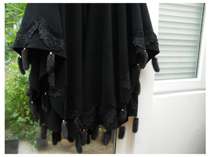 Autre Marque Capa de lã e caxemira com renda e vison Preto - vista 3