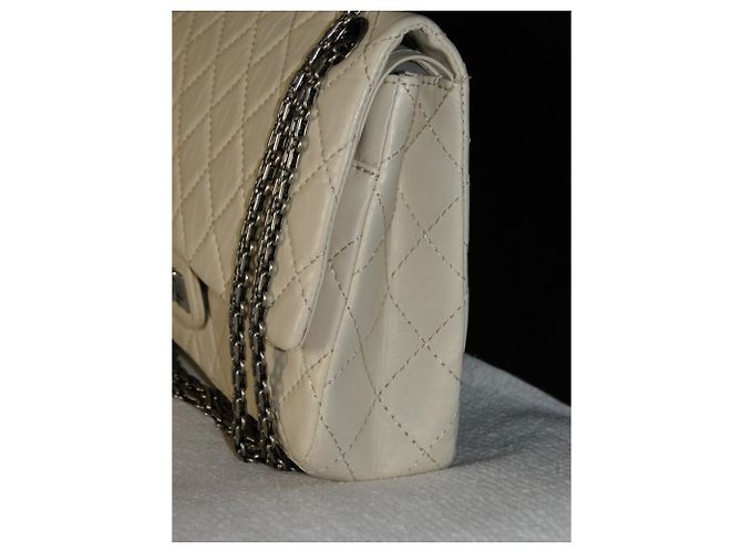 Chanel 2.55 Lammleder Maxi Reissue 226 Creme - Ansicht 4