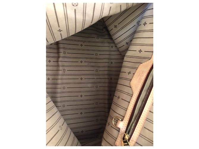 Louis Vuitton Delizioso GM Marrone - vista 6