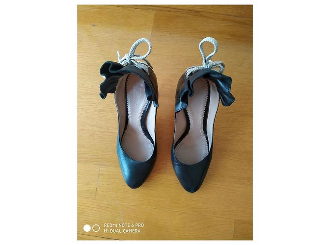 Chloé décolleté con volant in pelle nera Nero - vista 4