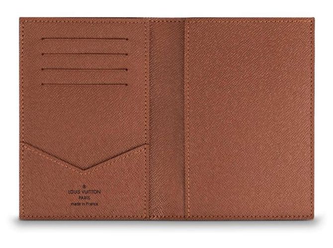 Passport cover Louis Vuitton Brown - view 2