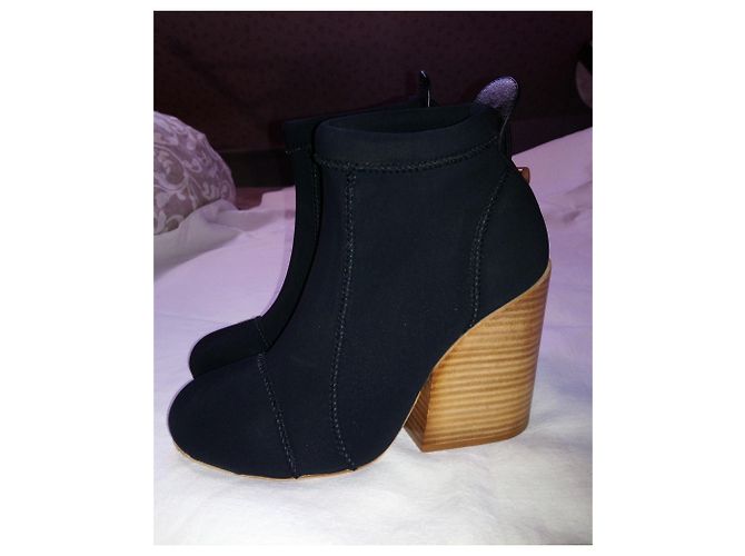 Chloé Ankle Boots Black Polyester - view 2