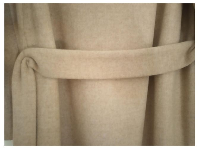 Uterque Abrigos, Ropa de calle - vista 7