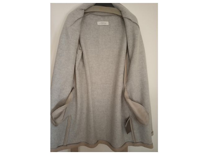 Uterque Abrigos, Ropa de calle - vista 8