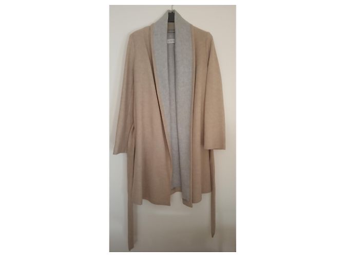 Uterque Abrigos, Ropa de calle - vista 9