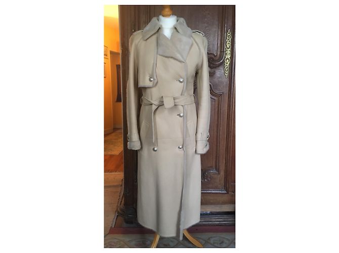 Chanel Trench in montone Beige - vista 2