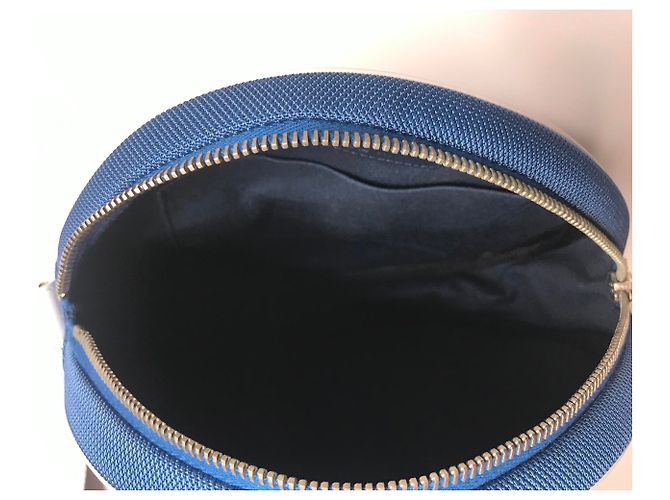 BORSA A MANO CHANEL IN TELA E GOMMA . Nero Bianco Blu navy - vista 11