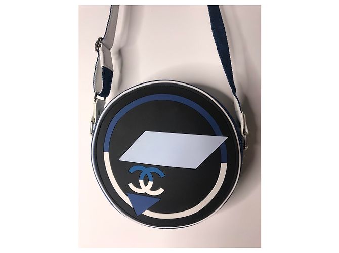 BORSA A MANO CHANEL IN TELA E GOMMA . Nero Bianco Blu navy - vista 8