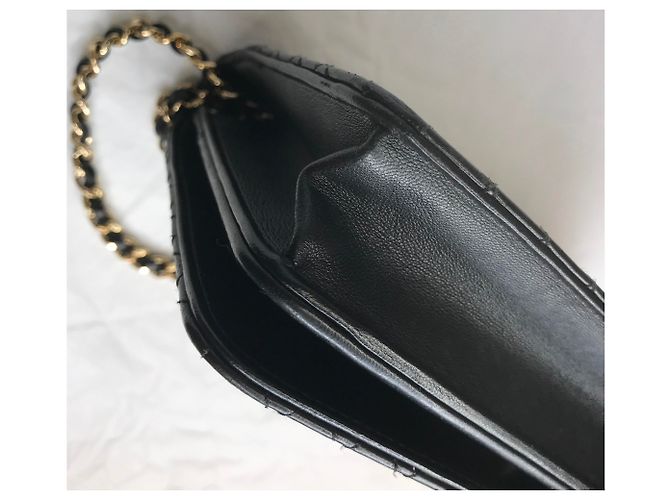 Wallet On Chain Chanel Limitato alla carta, Scatola, busta da viaggio Nero - vista 11