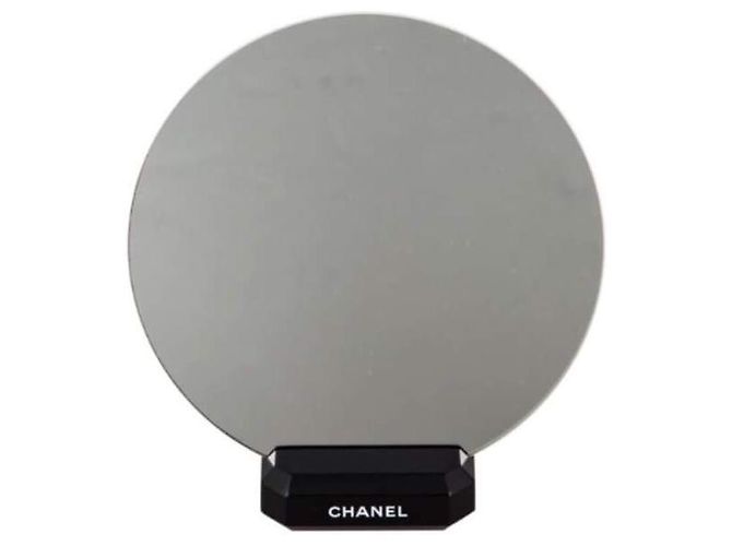 DISPLAY SPECCHIO SPECCHIO CHANEL su STAND Blu - vista 6