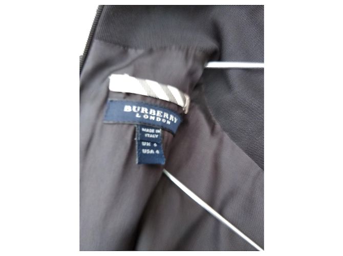 Burberry ärmelloses schwarzes Wollkleid - Ansicht 5