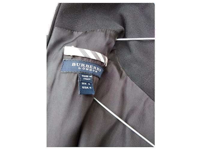 Burberry ärmelloses schwarzes Wollkleid - Ansicht 6