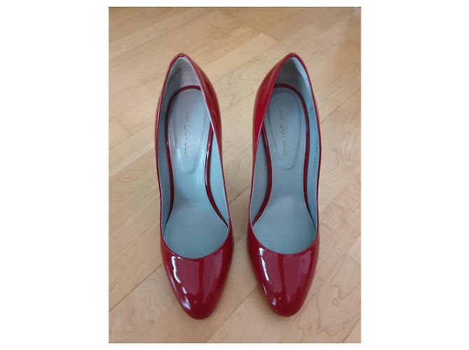 Sergio Rossi High Heel Pumps aus rotem Lackleder - Ansicht 3