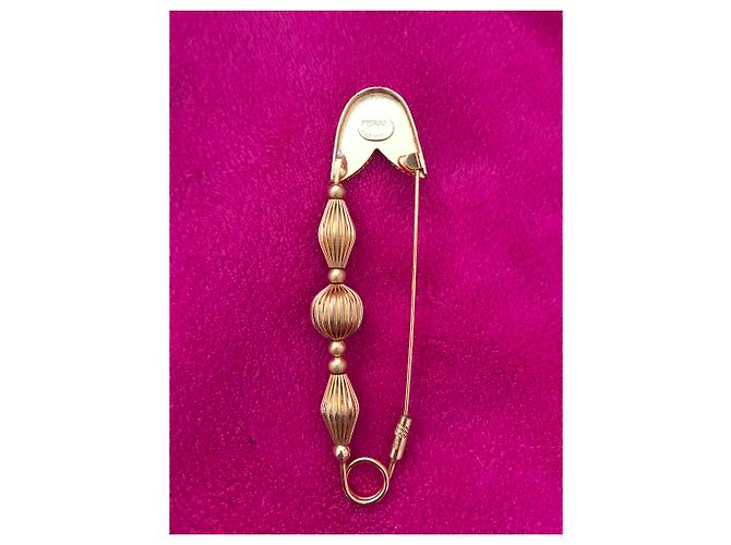 Spilla Gianfranco Ferré Dorata con Cabochon in Vetro Rubino D'oro - vista 4