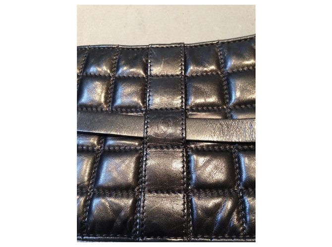 Cinto CHANEL acolchoado largo Preto - vista 3