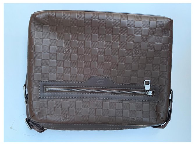 Louis Vuitton Borsa da uomo con tracolla Marrone scuro - vista 3