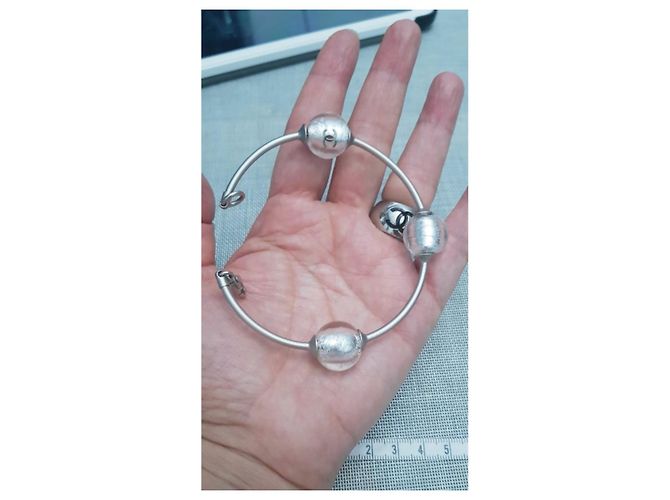 Bracciale Chanel in acciaio inossidabile e perle trasparenti Argento Grigio - vista 2