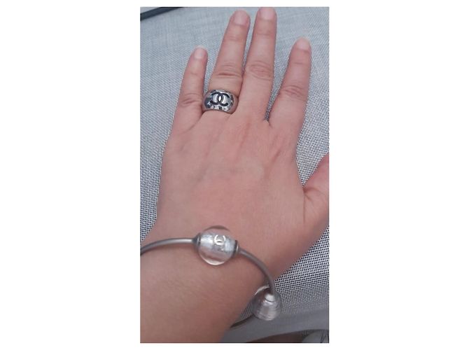 Bracciale Chanel in acciaio inossidabile e perle trasparenti Argento Grigio - vista 3