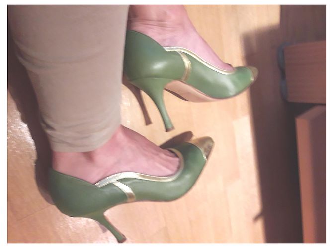 Autre Marque Décolleté Stefan Back Verde Mela e Oro in Pelle di Agnello D'oro Verde oliva - vista 6