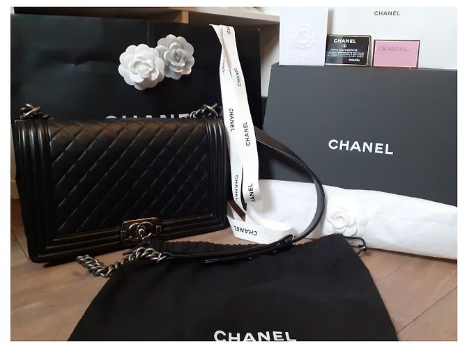 Borsa Chanel Boy in pelle di agnello nera Nero - vista 2