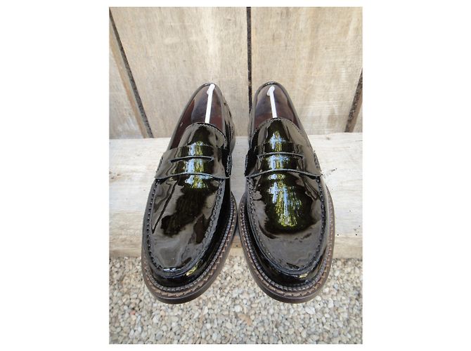 Mocassini Dolce & Gabbana in vernice nuovo stato Nero - vista 4