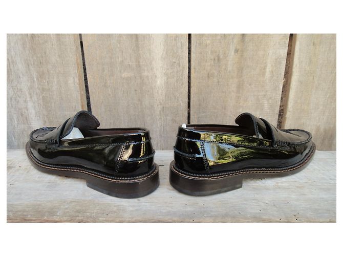 Mocassini Dolce & Gabbana in vernice nuovo stato Nero - vista 5