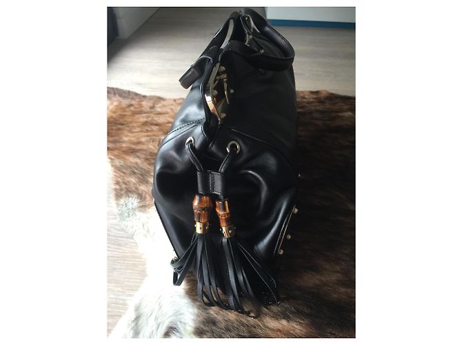 Borsa a mano Gucci in pelliccia nera Nero - vista 2
