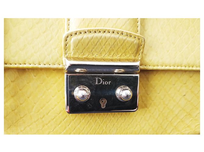 Borsa a mano Christian Dior Miss Dior Python Gialla Giallo - vista 2