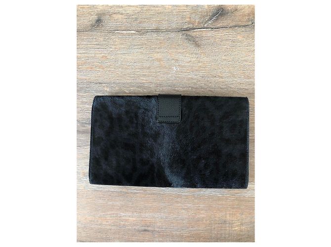 Yves Saint Laurent Chyc - vista 2