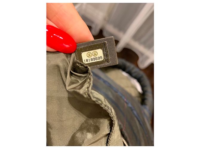 Chanel Cocoon gesteppte Tasche aus rotem Leder Dunkelgrün - Ansicht 9
