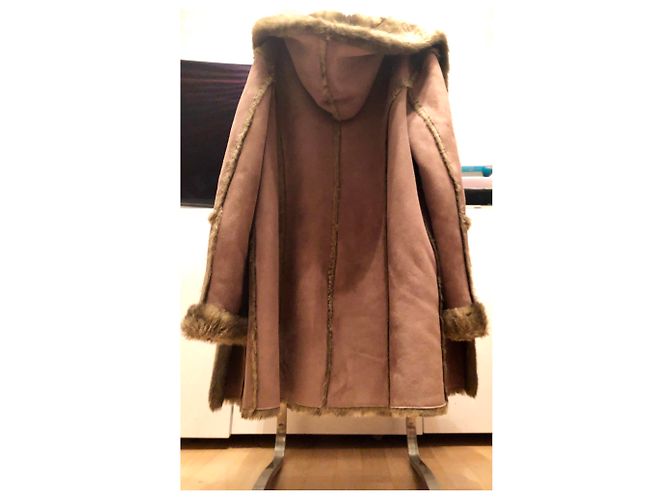 Abrigo Balmain con capucha de cuero sintético marrón claro - vista 10