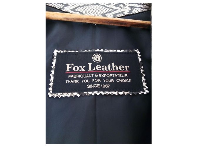 Autre Marque FOX LEATHER BRAND Fransen Lederjacke aus Schlangleder Schwarz Silber - Ansicht 3