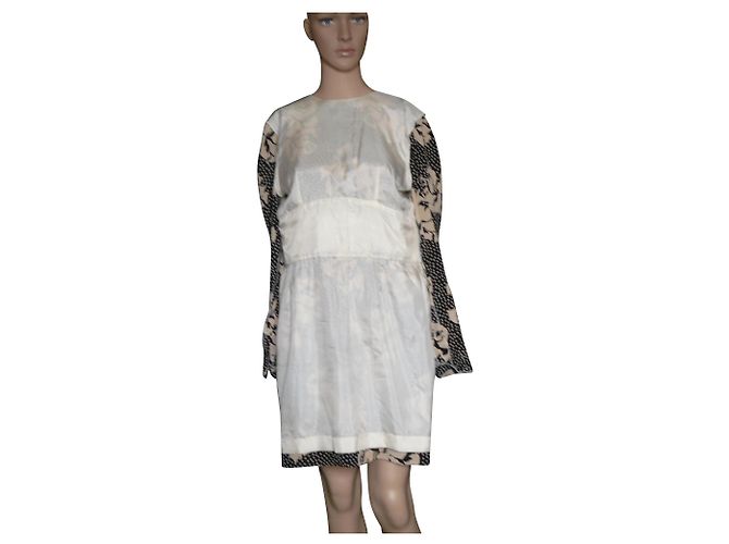 Abito Lanvin in Crepe di Seta Nero con Stampa Rose e Pois - vista 2
