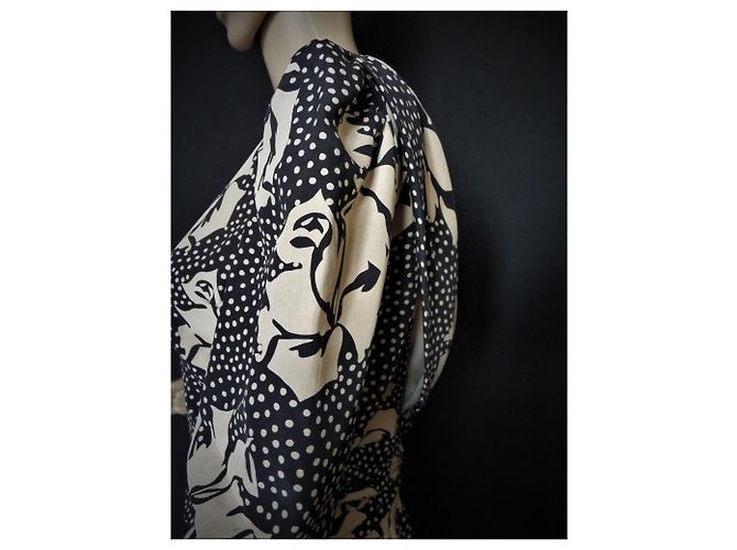 Abito Lanvin in Crepe di Seta Nero con Stampa Rose e Pois - vista 9