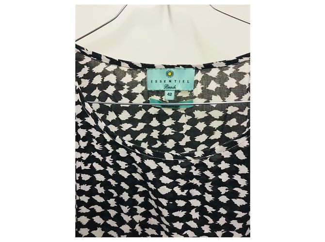 Blusa Essentiel de algodón negro con mangas de volantes - vista 2
