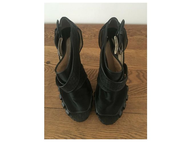 Stivaletti Cage Nicholas Kirkwood in pelle e raso nero - vista 4