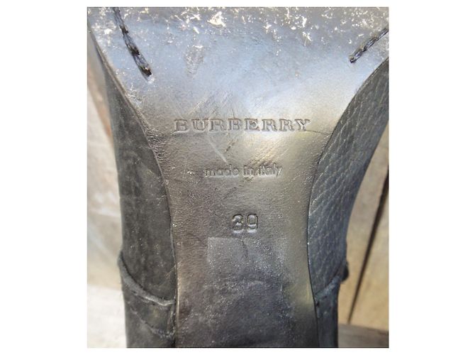 Stivali Burberry modello English Heritage Paston39 Nero - vista 9