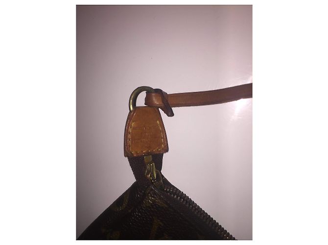 Louis Vuitton Bolsos de embrague Castaño - vista 3