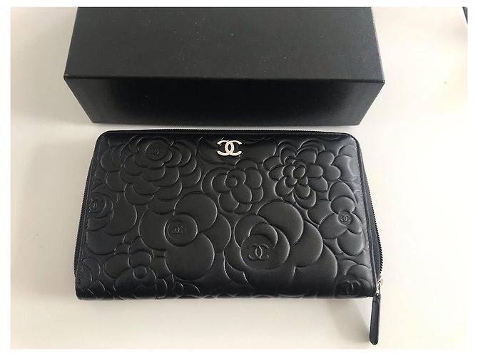 Billetera Chanel Camellia , cordero negro , neuf - vista 2