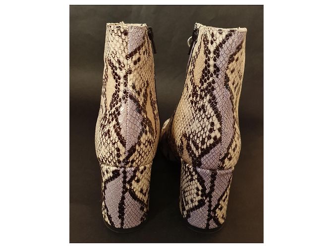 Rebecca Minkoff Botas de tornozelo - vista 4