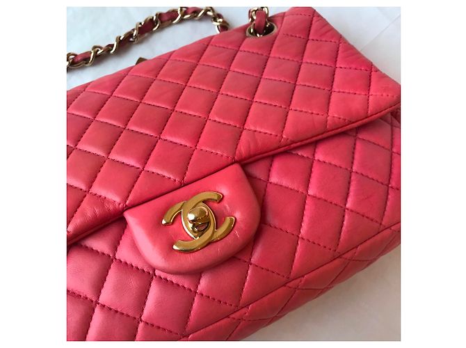 Timeless Chanel Borsa media con patta Valentine Rosa Fuschia - vista 12