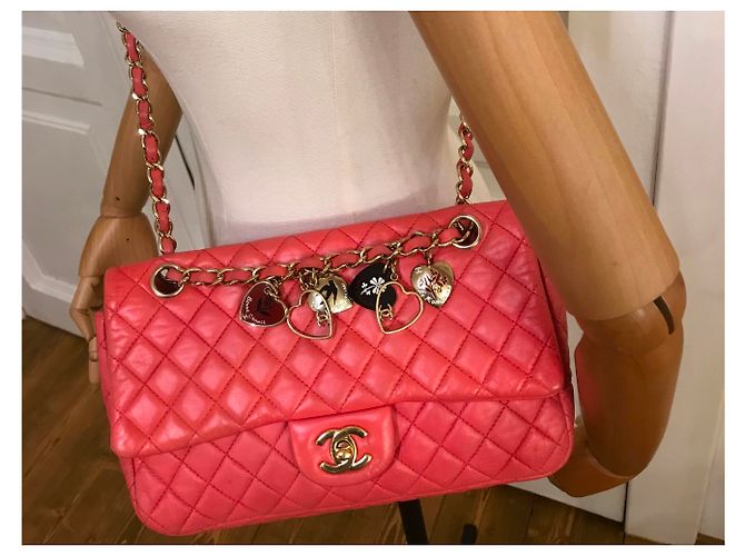 Timeless Chanel Borsa media con patta Valentine Rosa Fuschia - vista 19