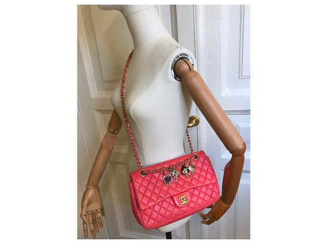 Timeless Chanel Borsa media con patta Valentine Rosa Fuschia - vista 3