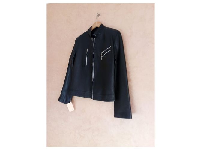 Autre Marque Sehr schöne schwarze Lederjacke mit Reißverschlüssen - Ansicht 3