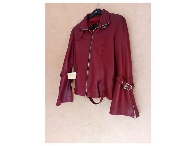Autre Marque Rote Lederjacke mit ausgestellten Ärmeln - Ansicht 6